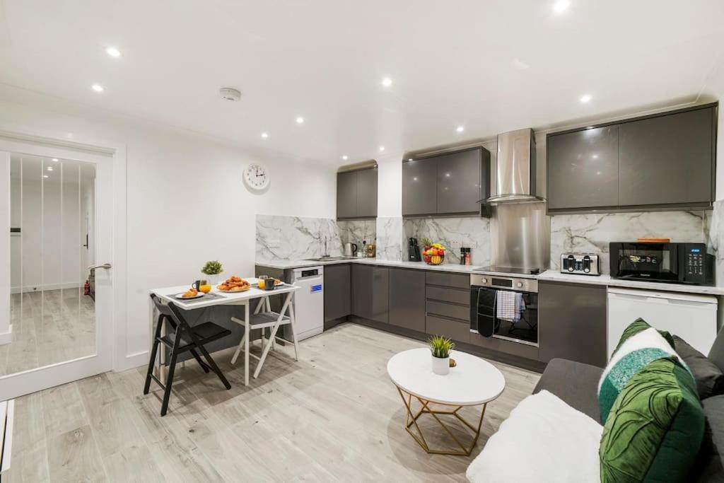 Modern 2 Bedroom Apartment In The Heart Of لندن المظهر الخارجي الصورة